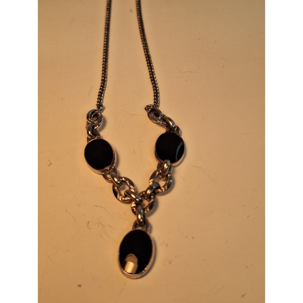 Vintage Sterling Silver Necklace with 3 Black Onyx Settings.